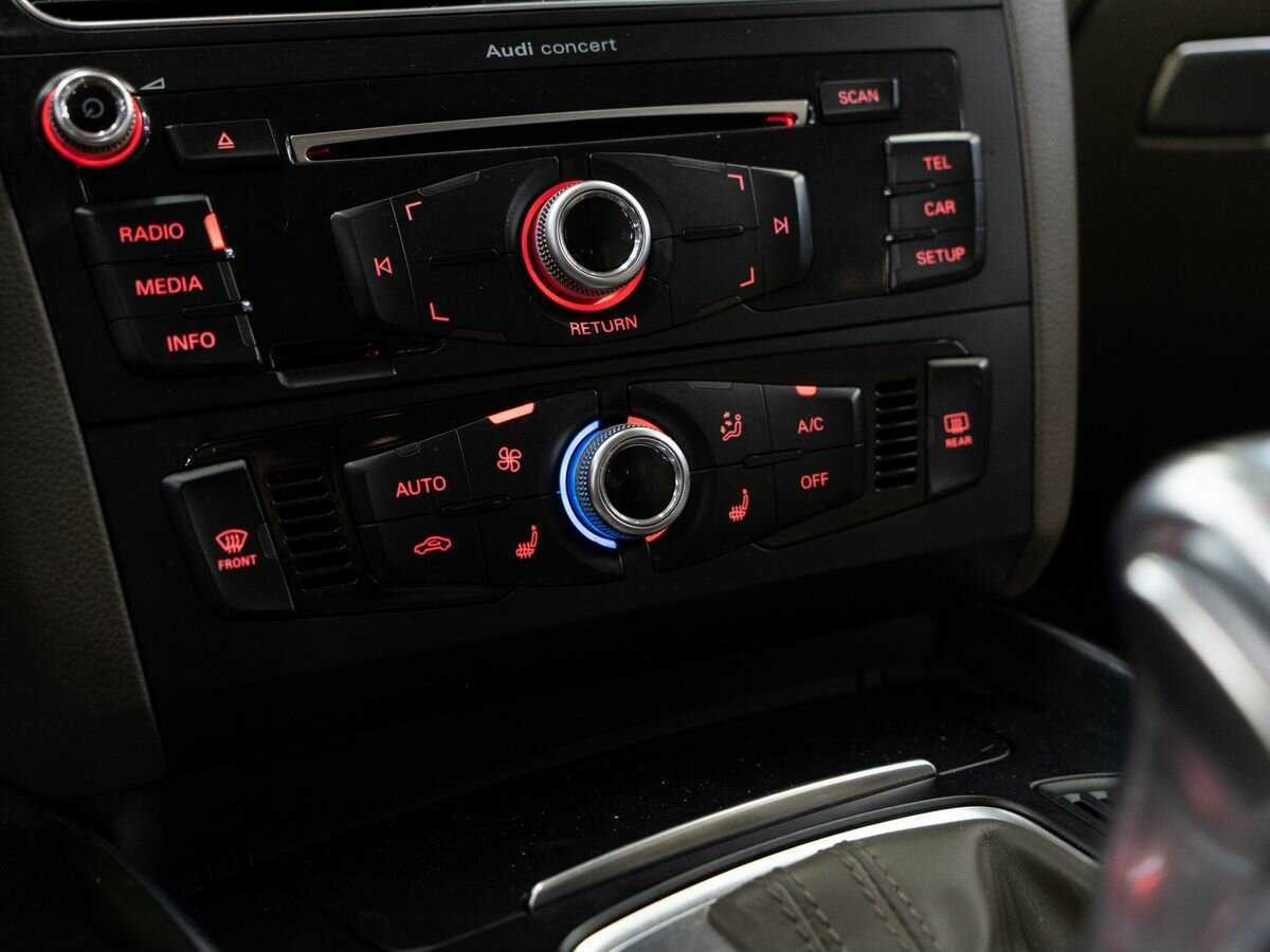 Ауди К5 б/у, 2016, Автоматическая. Фото: #10