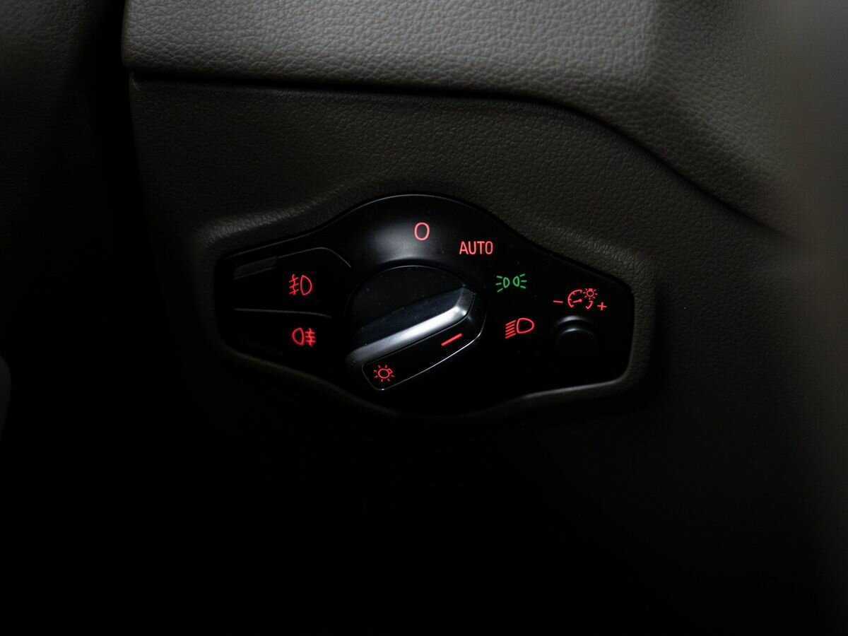 Ауди К5 б/у, 2016, Автоматическая. Фото: #16