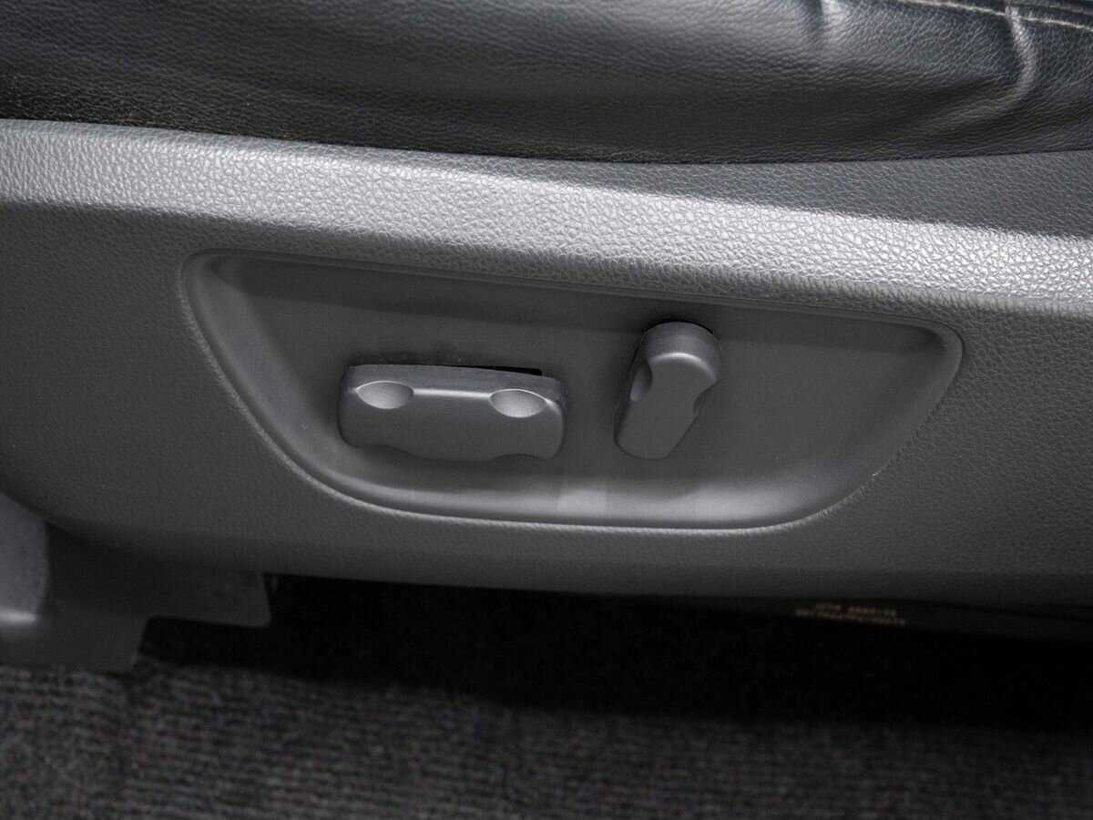 Митсубиши Паджеро Спорт б/у, 2017, Автоматическая. Фото: #20