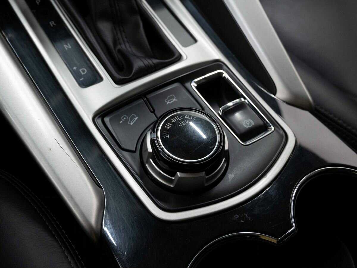 Митсубиши Паджеро Спорт б/у, 2017, Автоматическая. Фото: #23