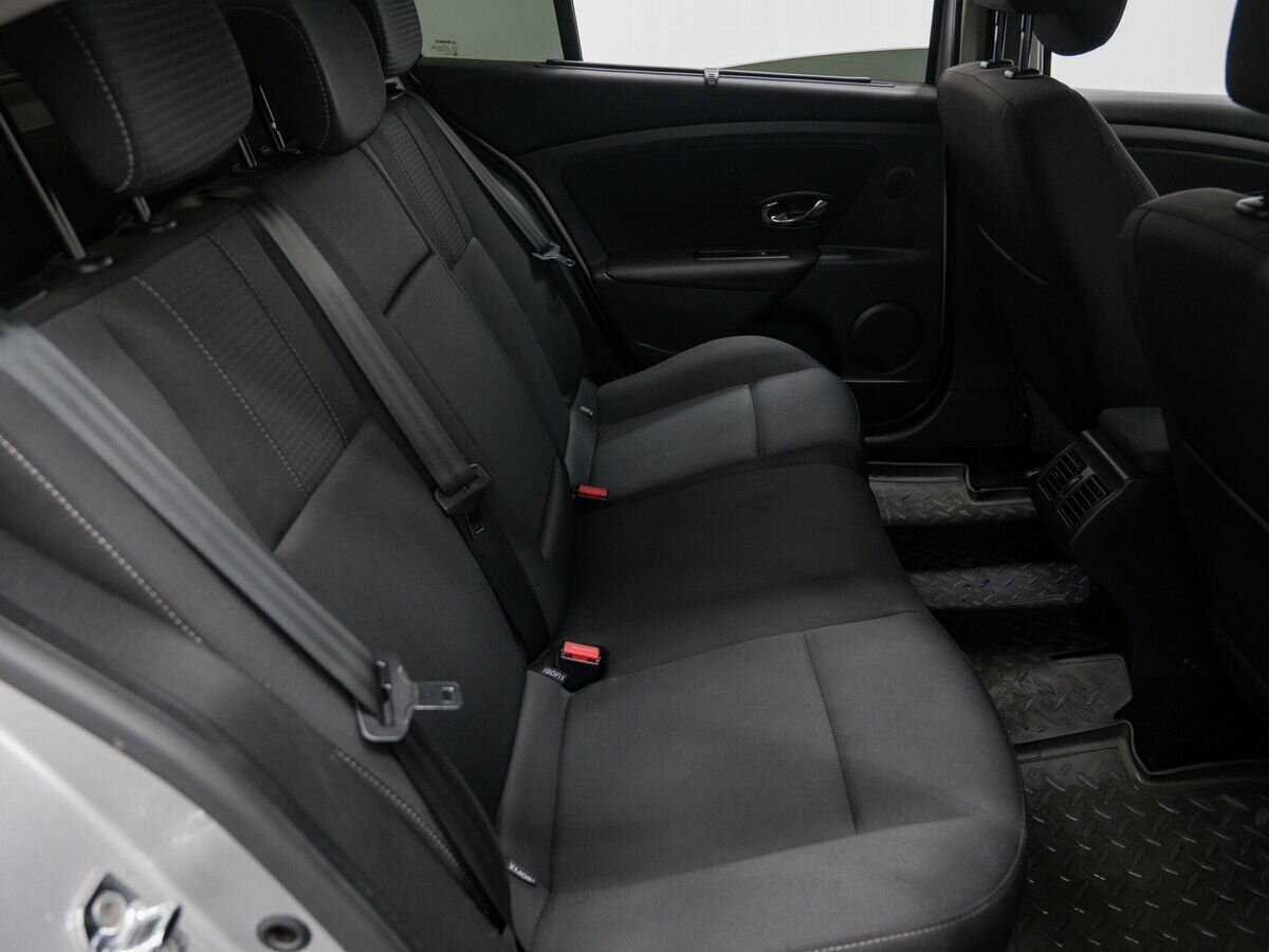 Renault Fluence б/у, 2013, Механическая. Фото: #8