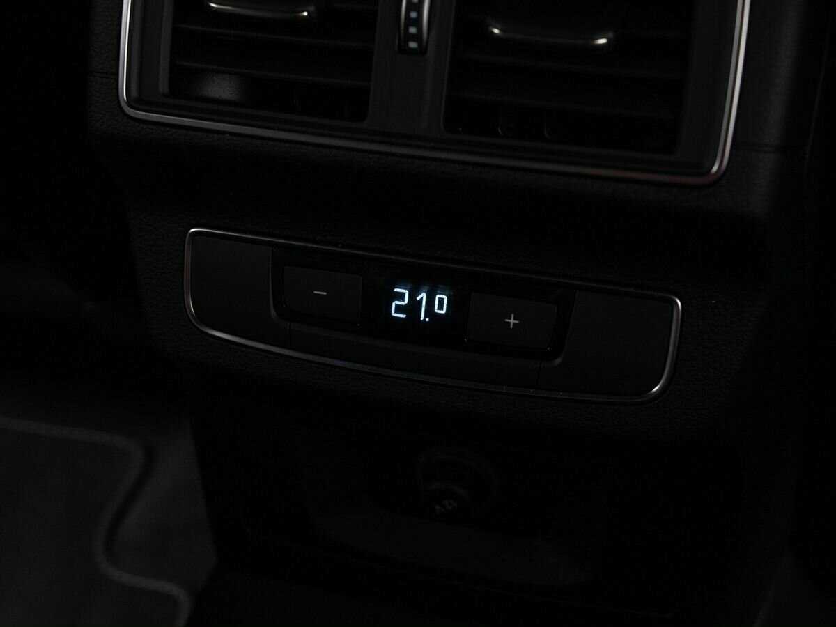 Ауди К5 б/у, 2019, Роботизированная. Фото: #9