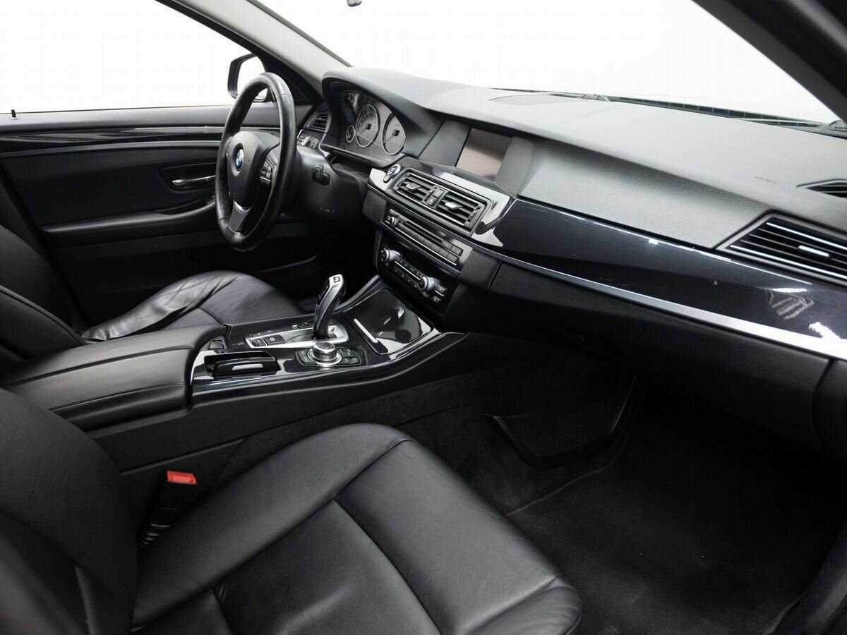 БМВ 5 серии б/у, 2012, Автоматическая. Фото: #10