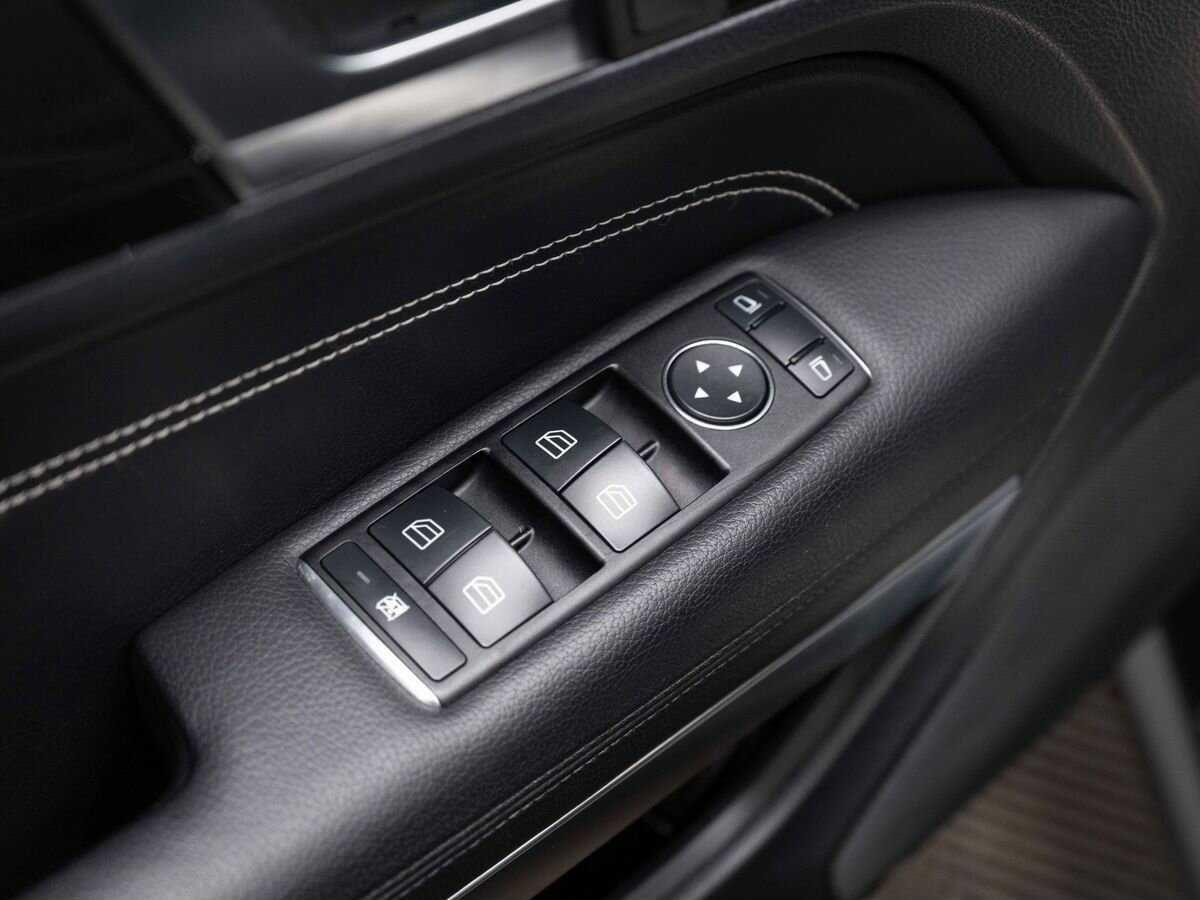 Мерседес-Бенц Е-Класс б/у, 2013, Автоматическая. Фото: #15