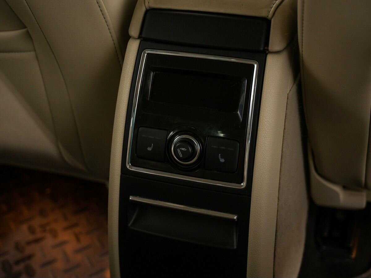 Skoda Superb б/у, 2012, Автоматическая. Фото: #9