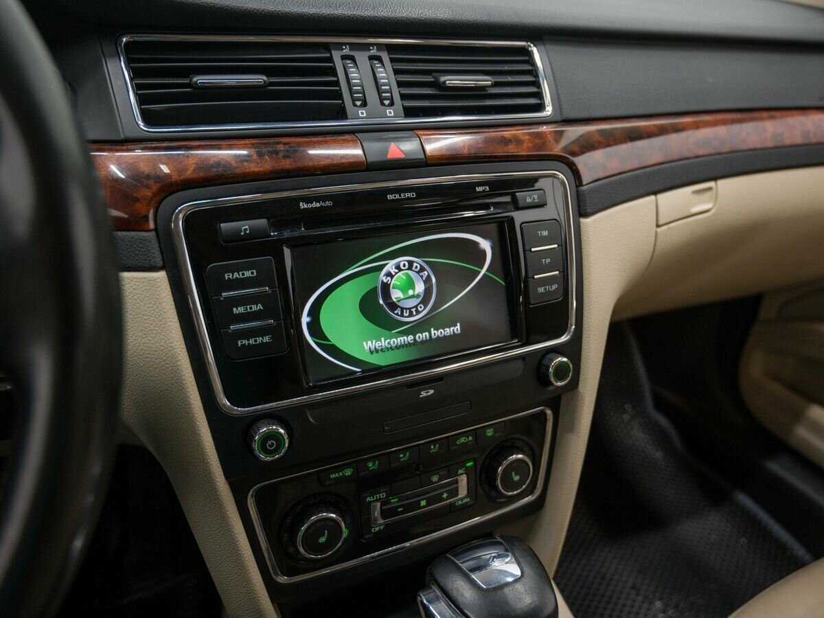 Skoda Superb б/у, 2012, Автоматическая. Фото: #19