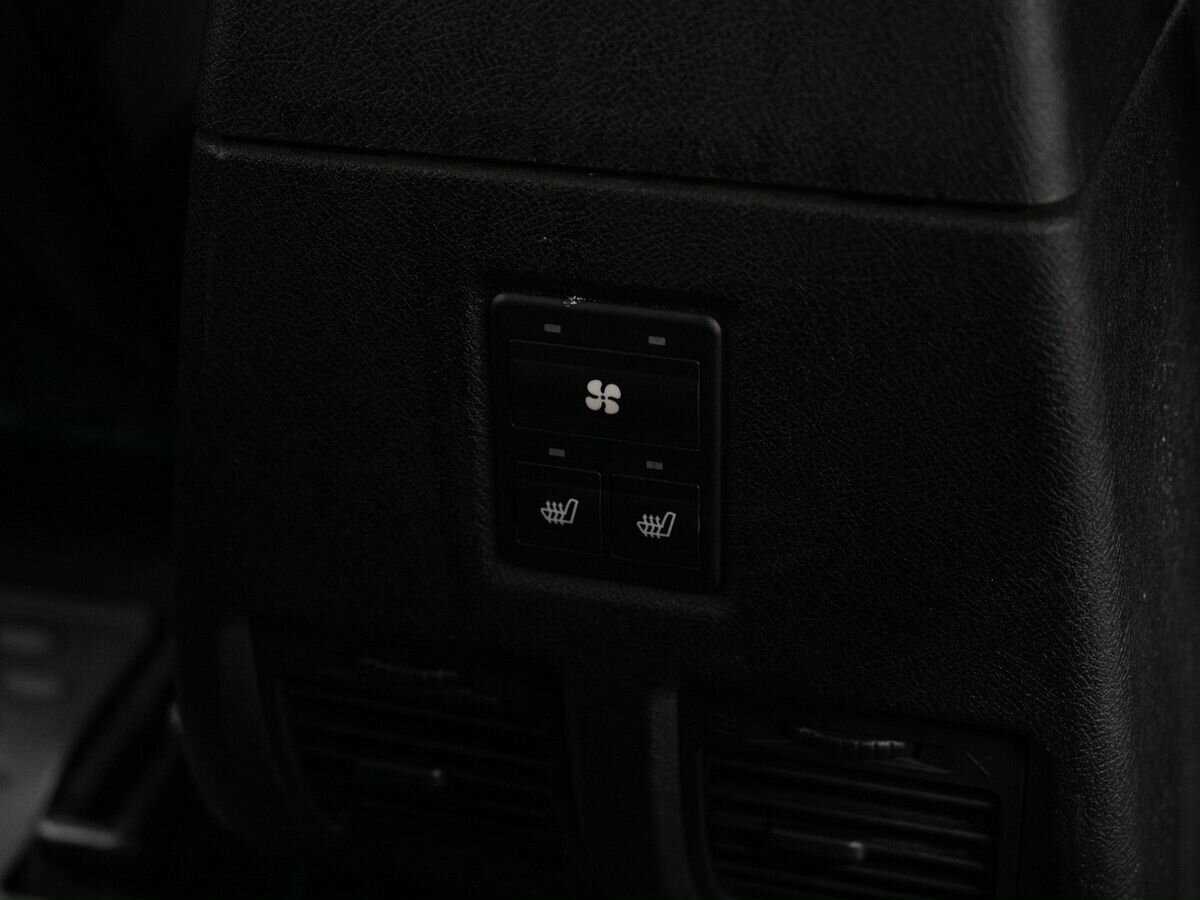 УАЗ Патриот б/у, 2015, Механическая. Фото: #9