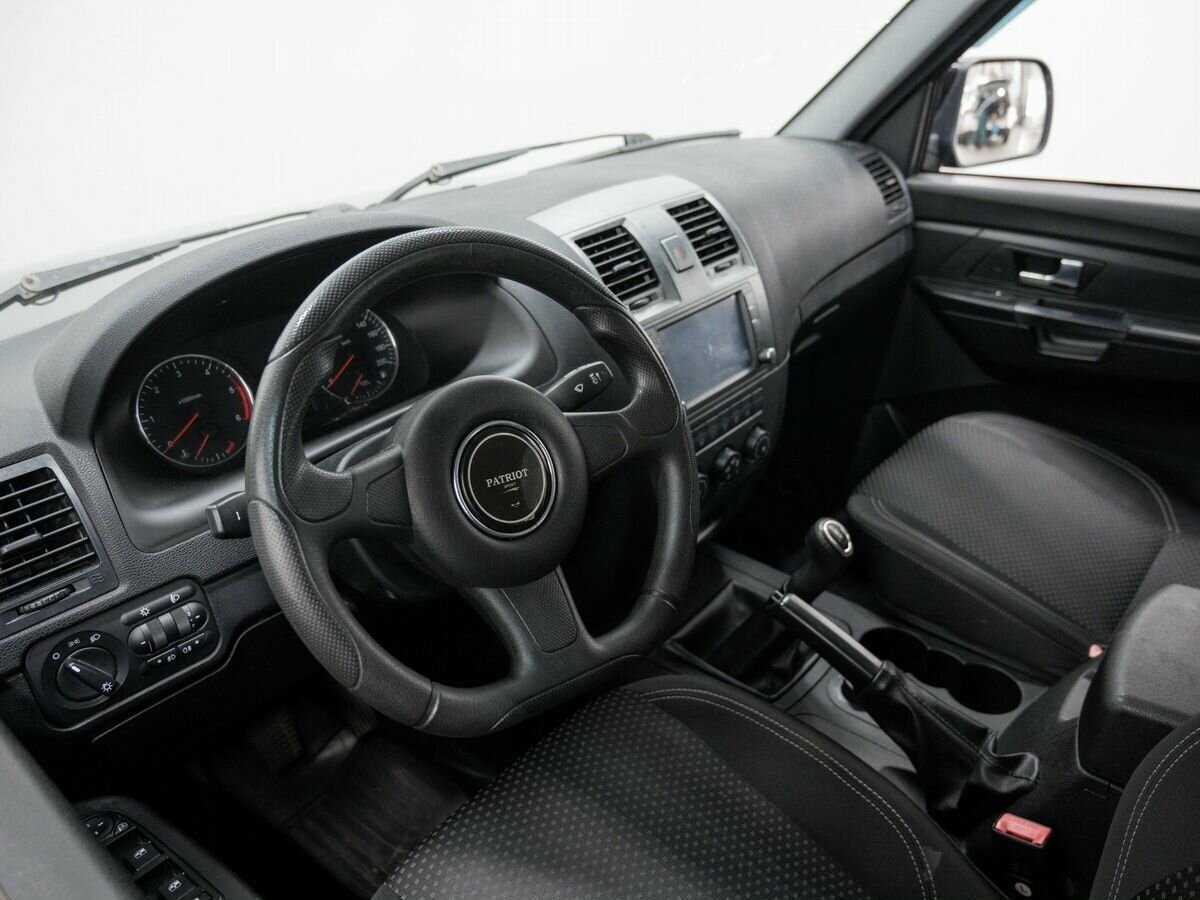 УАЗ Патриот б/у, 2015, Механическая. Фото: #13