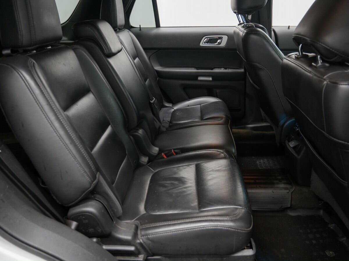 Ford Explorer б/у, 2013, Автоматическая. Фото: #8
