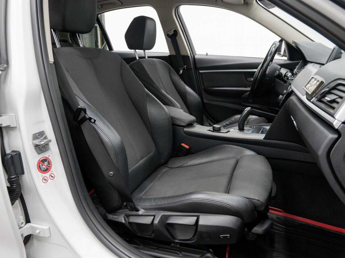 БМВ 3 серии б/у, 2017, Автоматическая. Фото: #7