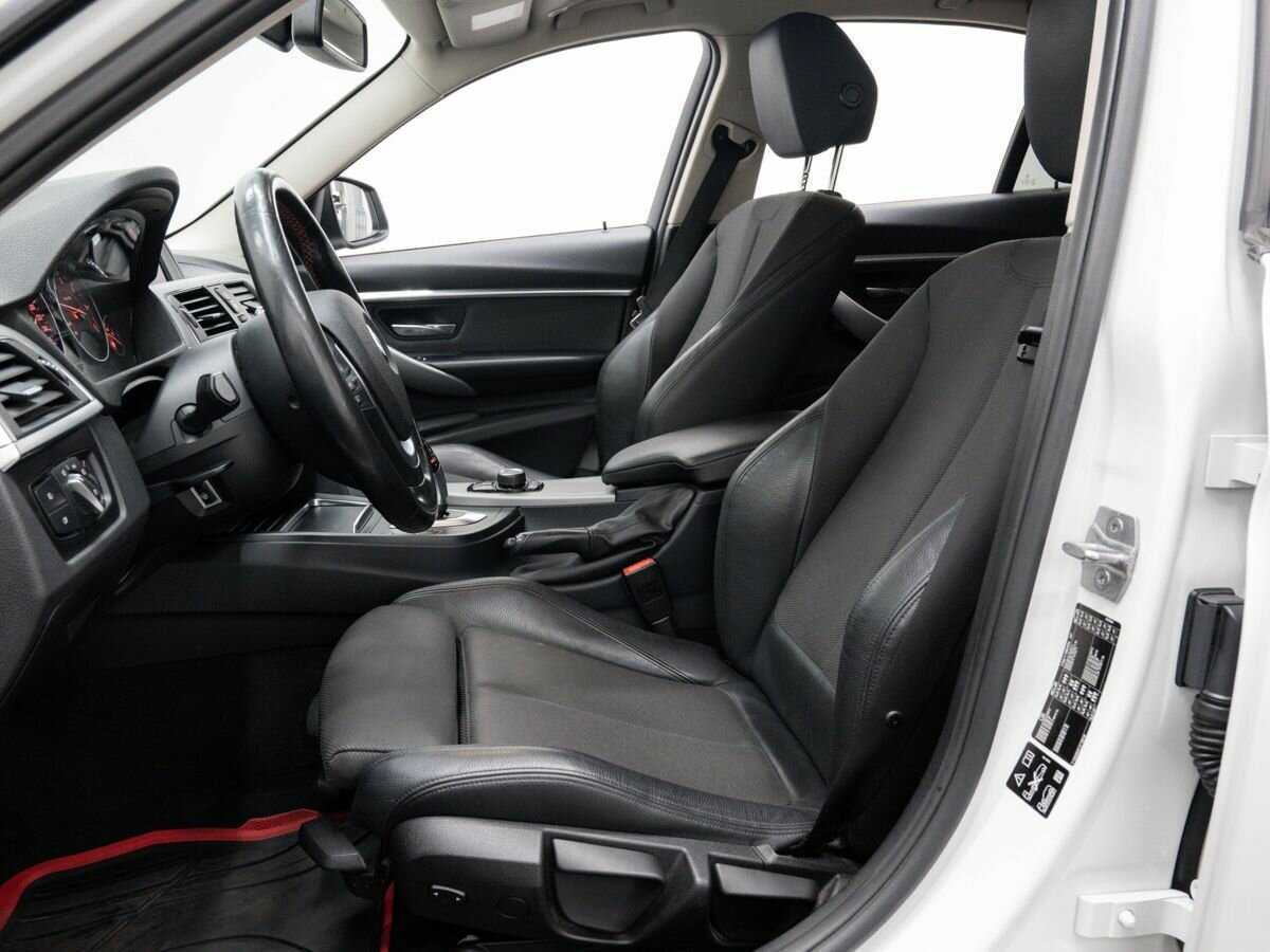 БМВ 3 серии б/у, 2017, Автоматическая. Фото: #13