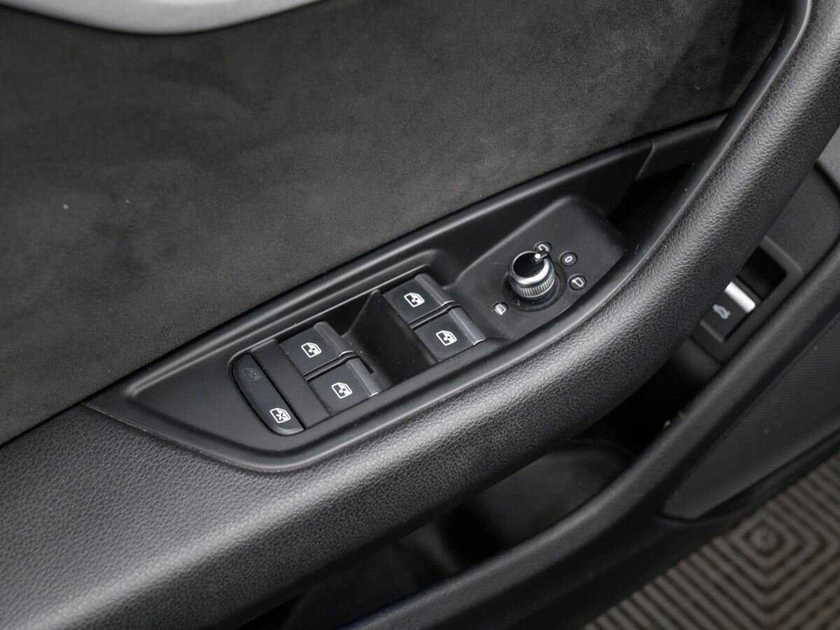 Ауди А4 б/у, 2017, Роботизированная. Фото: #14