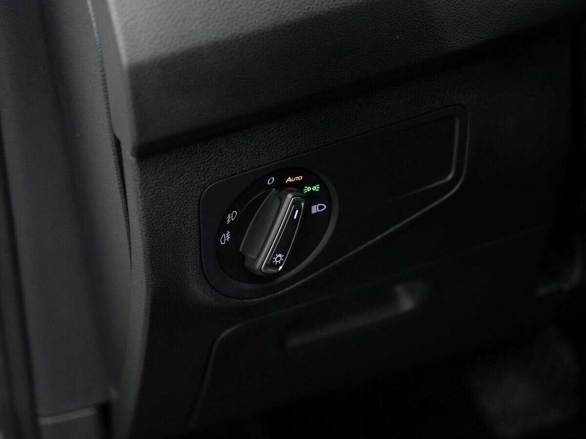 Volkswagen Tiguan б/у, 2018, Роботизированная. Фото: #18