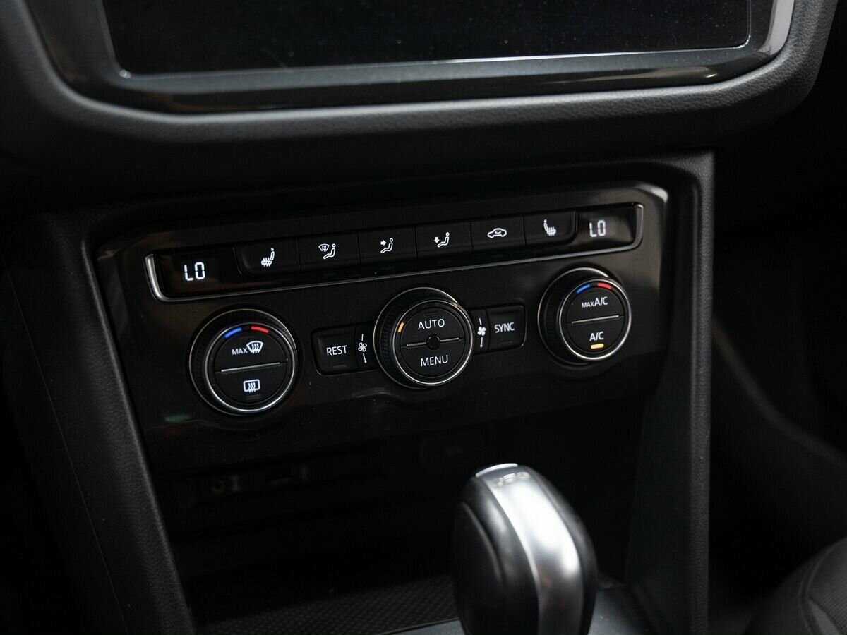 Volkswagen Tiguan б/у, 2018, Роботизированная. Фото: #21