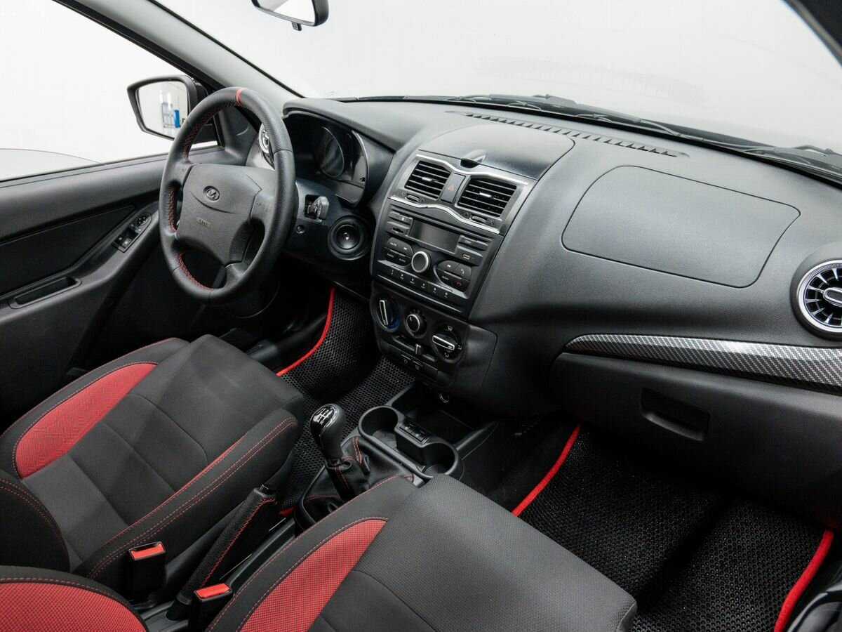 Lada (ВАЗ) Granta б/у, 2024, Механическая. Фото: #5