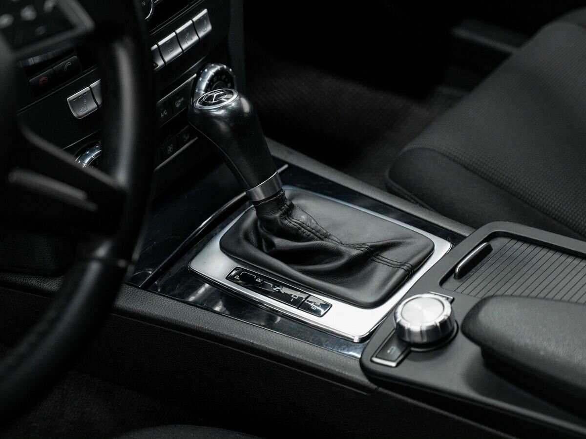 Мерседес-Бенц Ц-Класс б/у, 2012, Автоматическая. Фото: #17