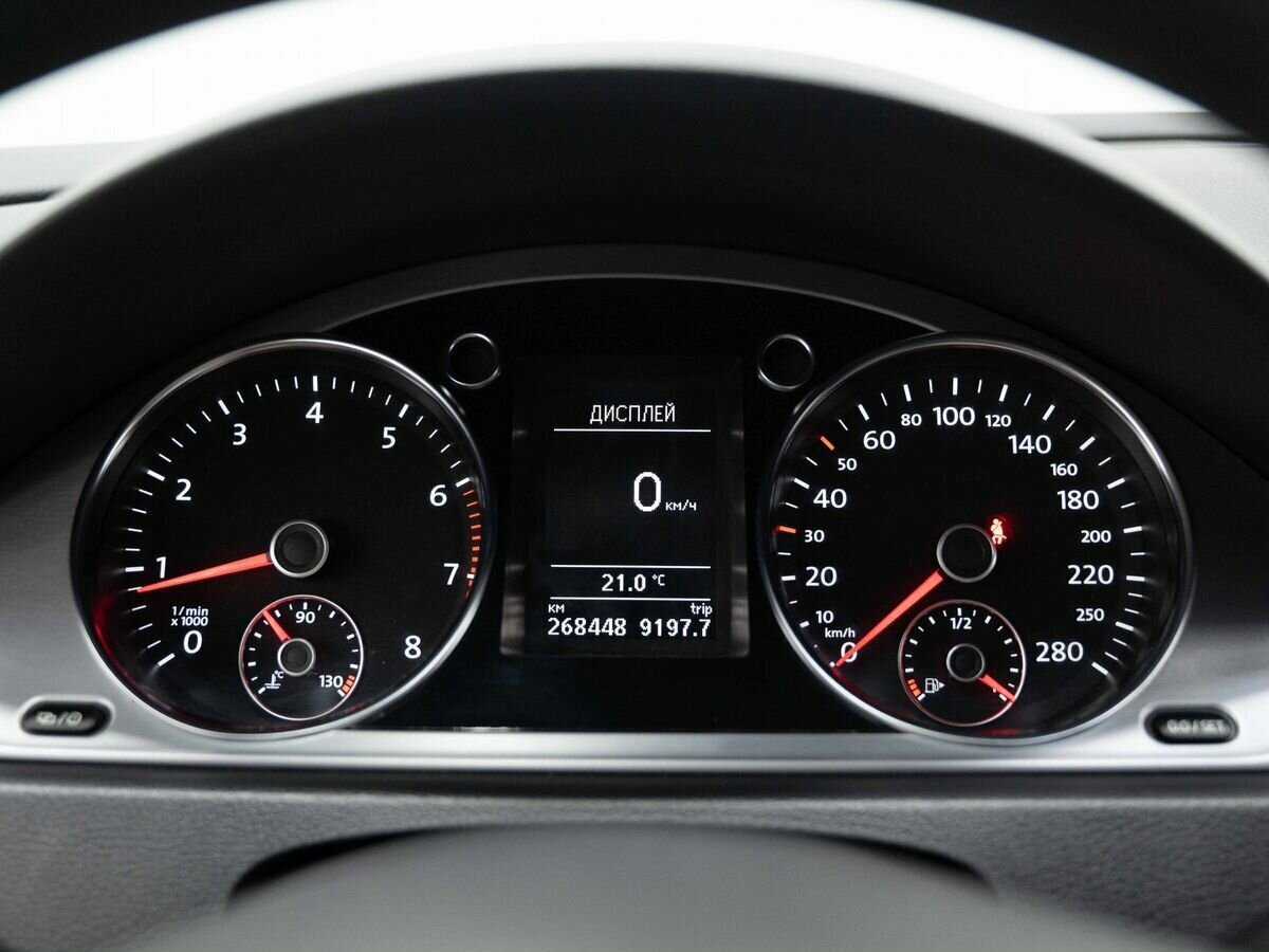 Volkswagen Passat CC б/у, 2013, Роботизированная. Фото: #16