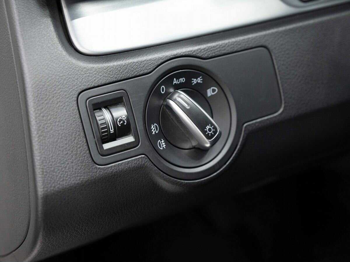 Volkswagen Passat CC б/у, 2013, Роботизированная. Фото: #19