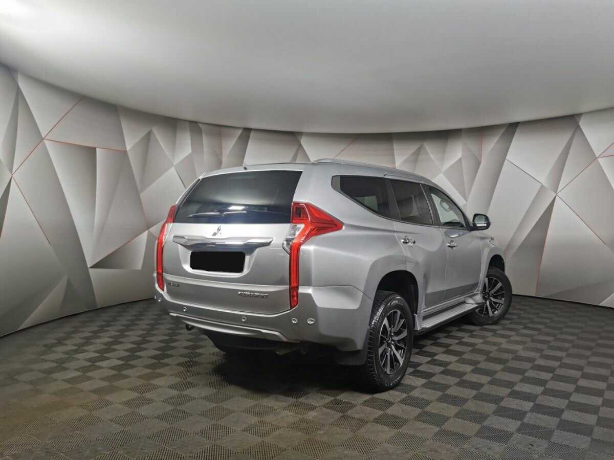 Mitsubishi Pajero Sport б/у, 2017, Автоматическая. Фото: #1