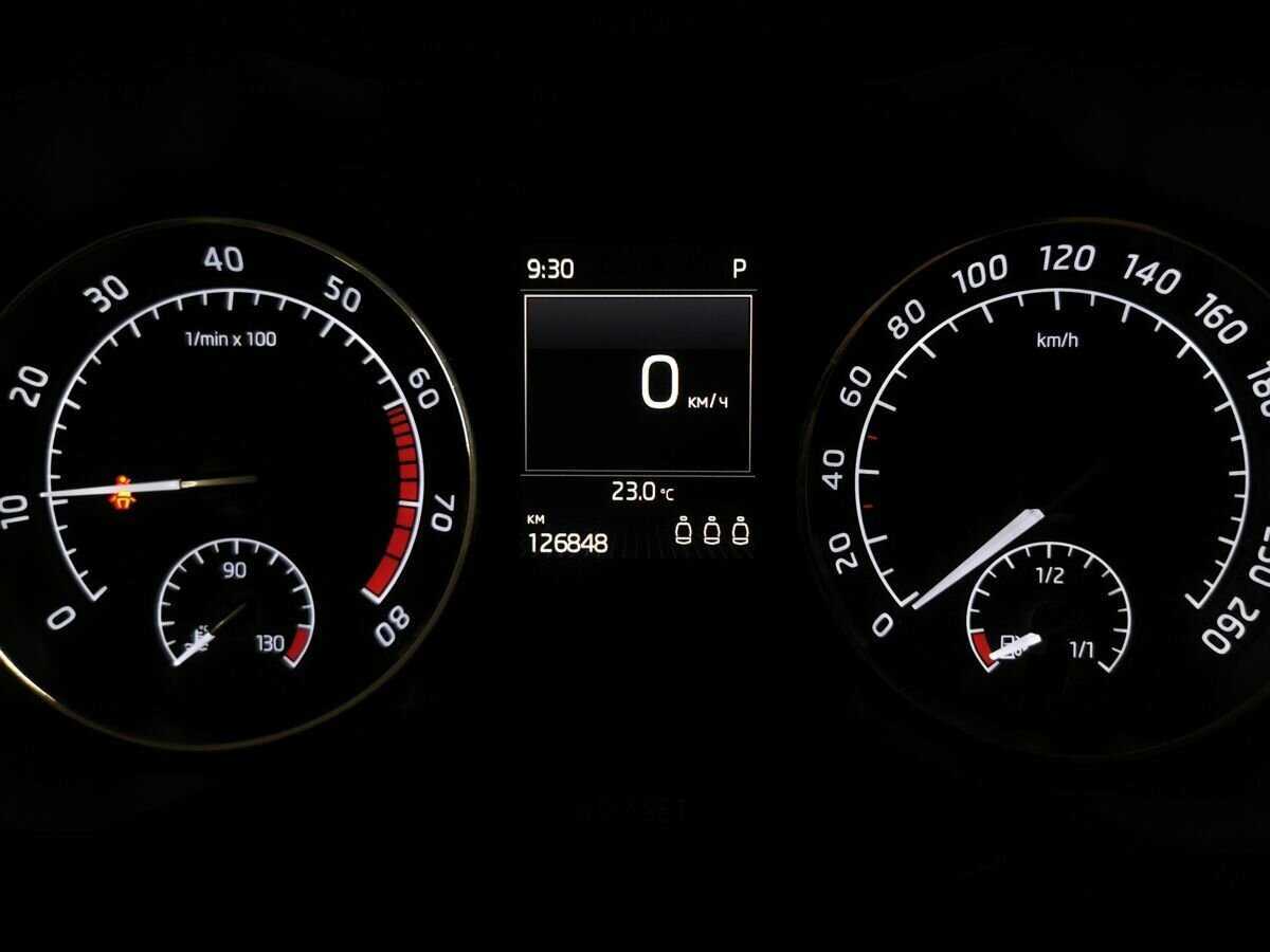 Skoda Superb б/у, 2017, Роботизированная. Фото: #15