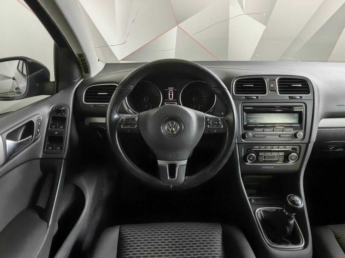 Volkswagen Golf б/у, 2012, Механическая. Фото: #14