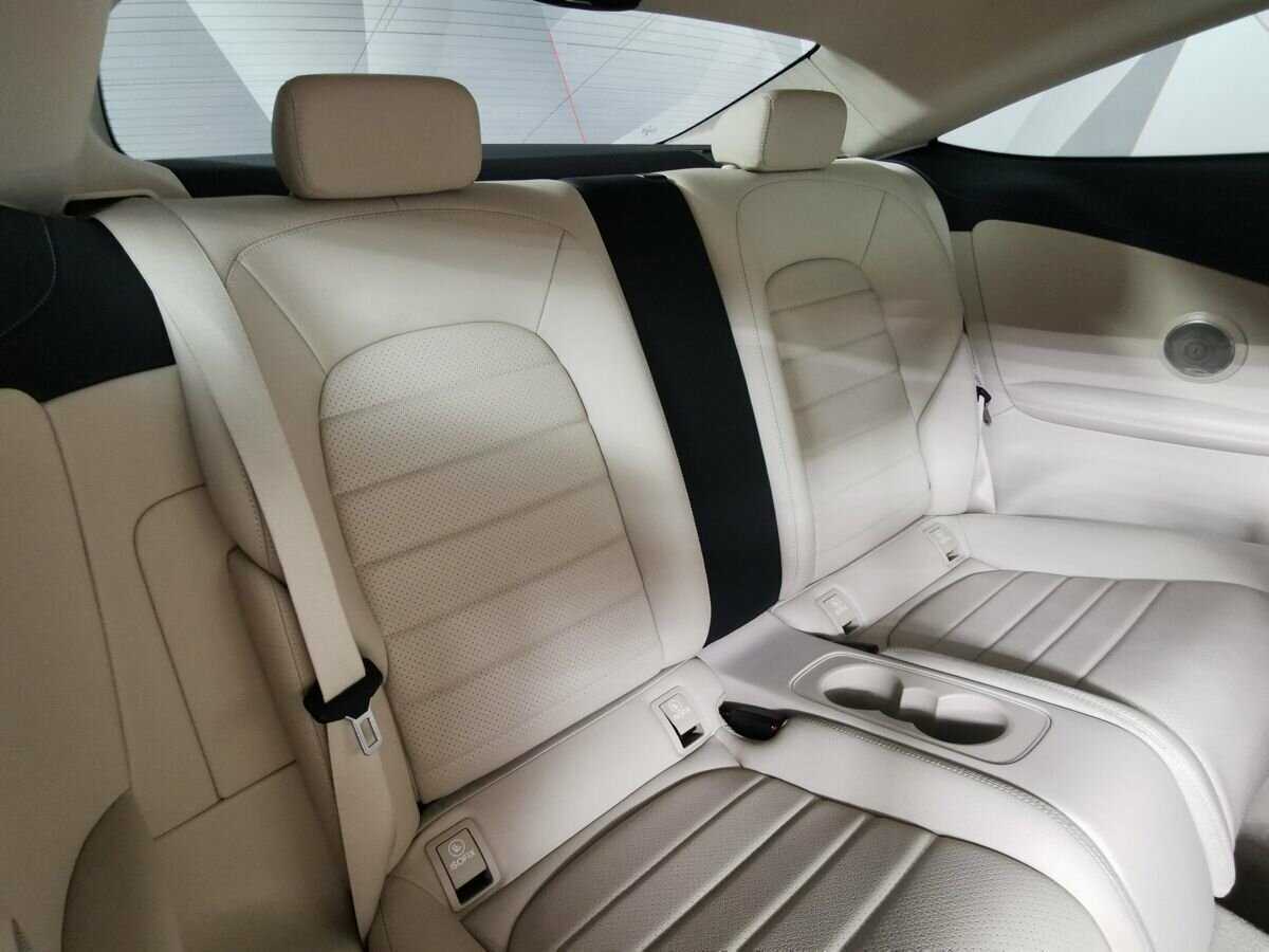 Мерседес-Бенц Ц-Класс б/у, 2015, Автоматическая. Фото: #12