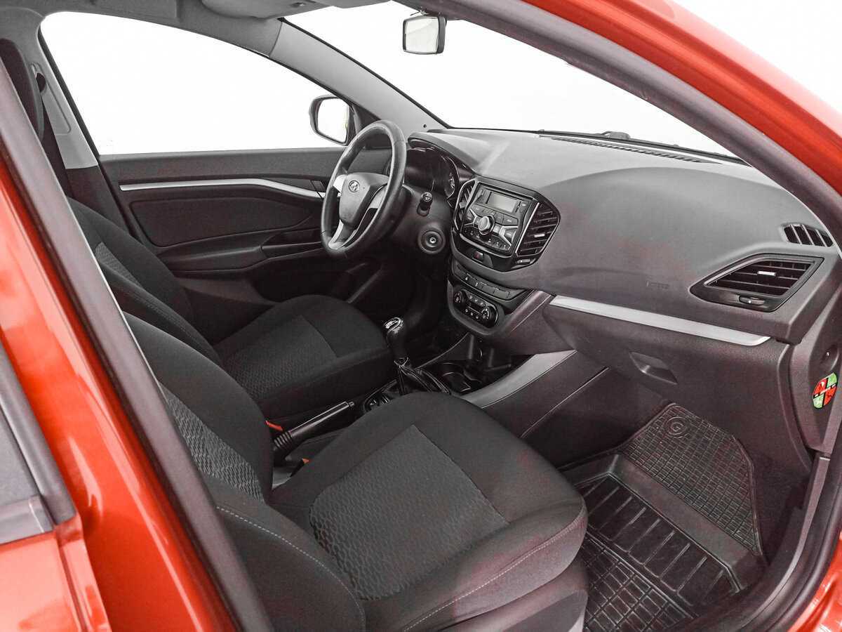 Лада (ВАЗ) Веста б/у, 2017, Механическая. Фото: #8