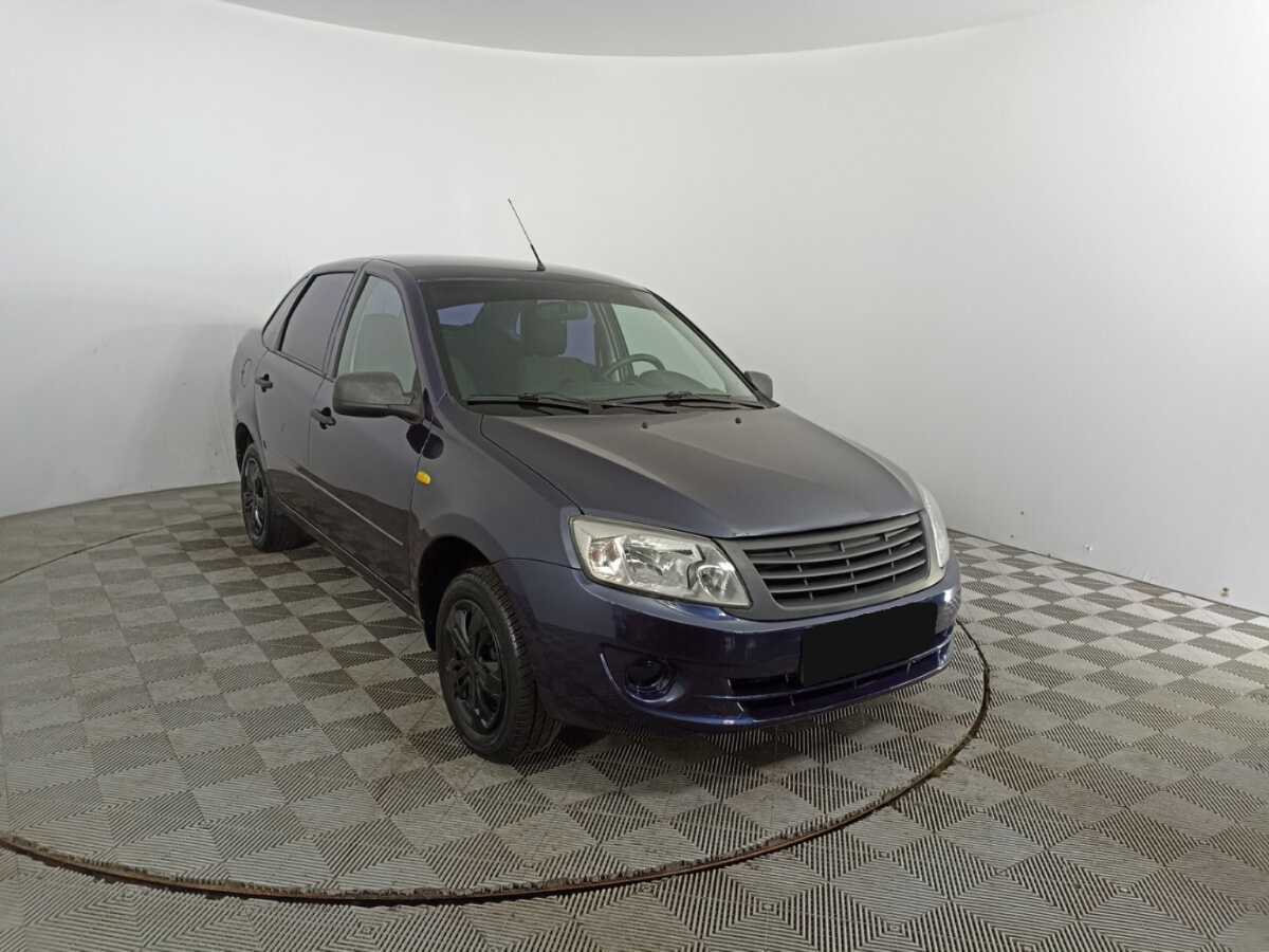 Лада (ВАЗ) Гранта б/у, 2013, Автоматическая. Фото: #2