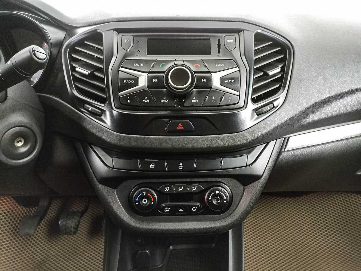 Лада (ВАЗ) Веста б/у, 2017, Механическая. Фото: #14