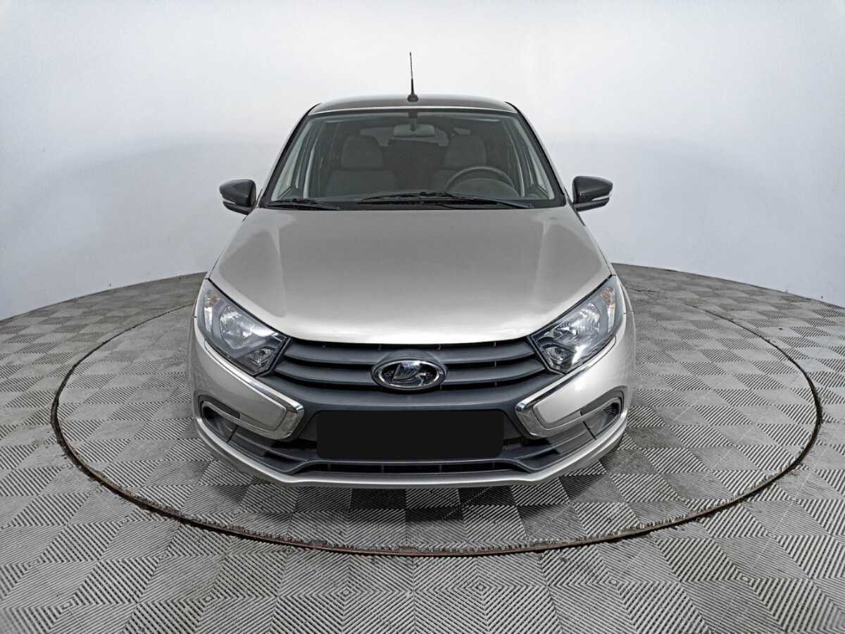 Лада (ВАЗ) Гранта б/у, 2019, Механическая. Фото: #1