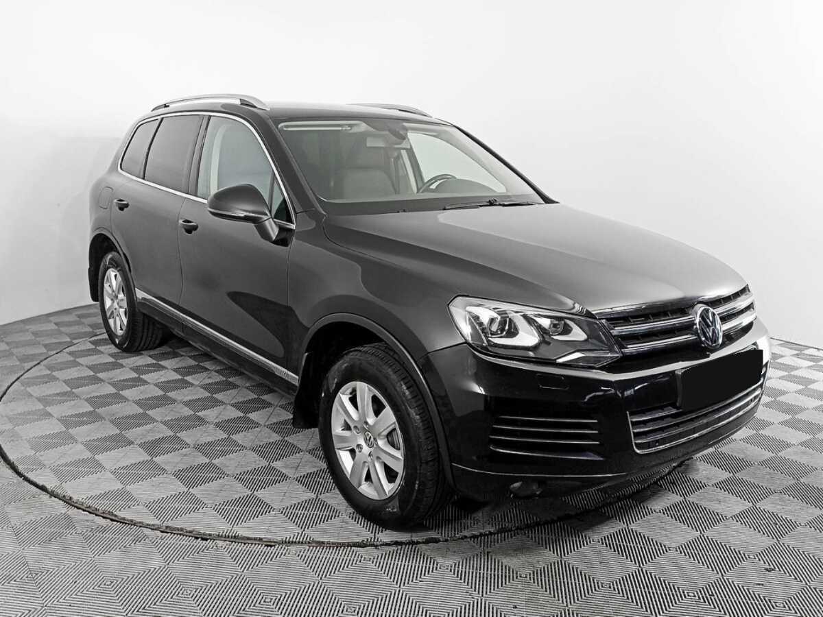 Volkswagen Touareg б/у, 2013, Автоматическая. Фото: #2