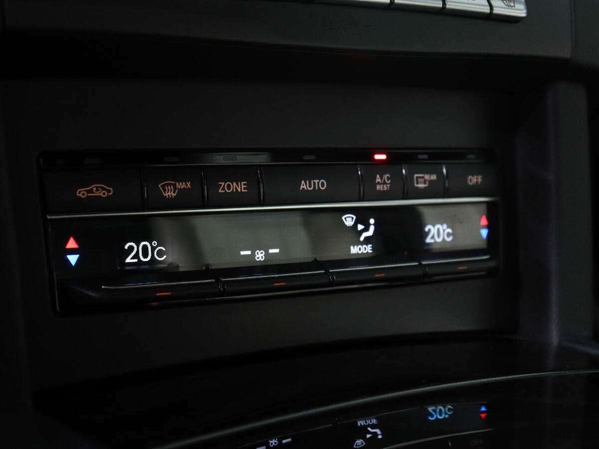 Мерседес-Бенц Е-Класс б/у, 2014, Автоматическая. Фото: #16