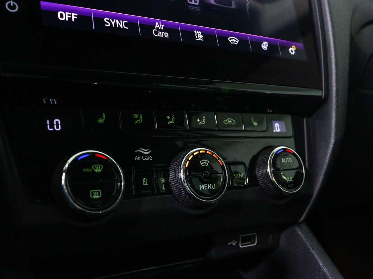 Шкода Октавия б/у, 2019, Роботизированная. Фото: #16