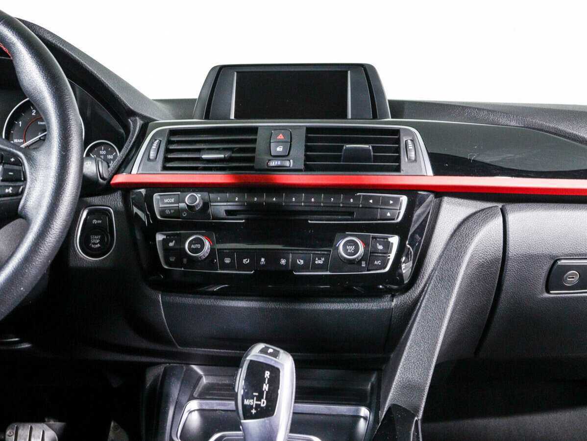 БМВ 3 серии б/у, 2016, Автоматическая. Фото: #10