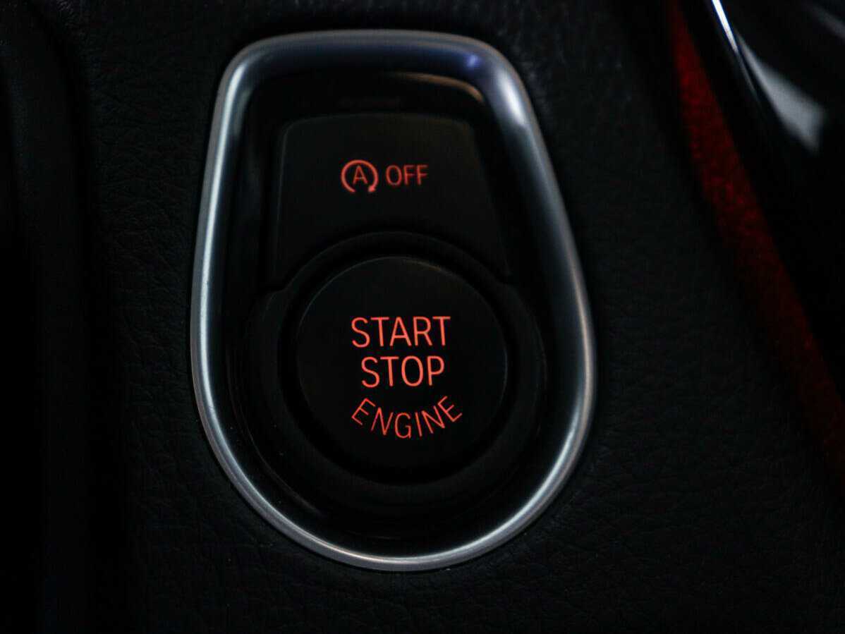 БМВ 3 серии б/у, 2016, Автоматическая. Фото: #14