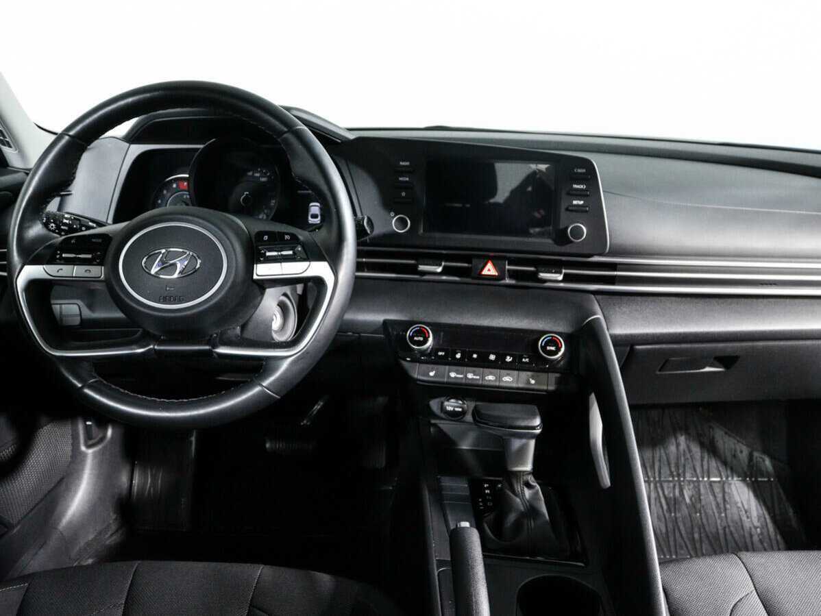Hyundai Elantra б/у, 2021, Автоматическая. Фото: #11