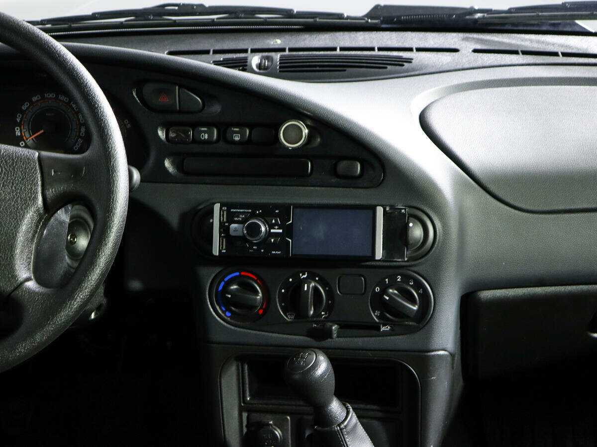 Lada (ВАЗ) Niva б/у, 2023, Механическая. Фото: #11