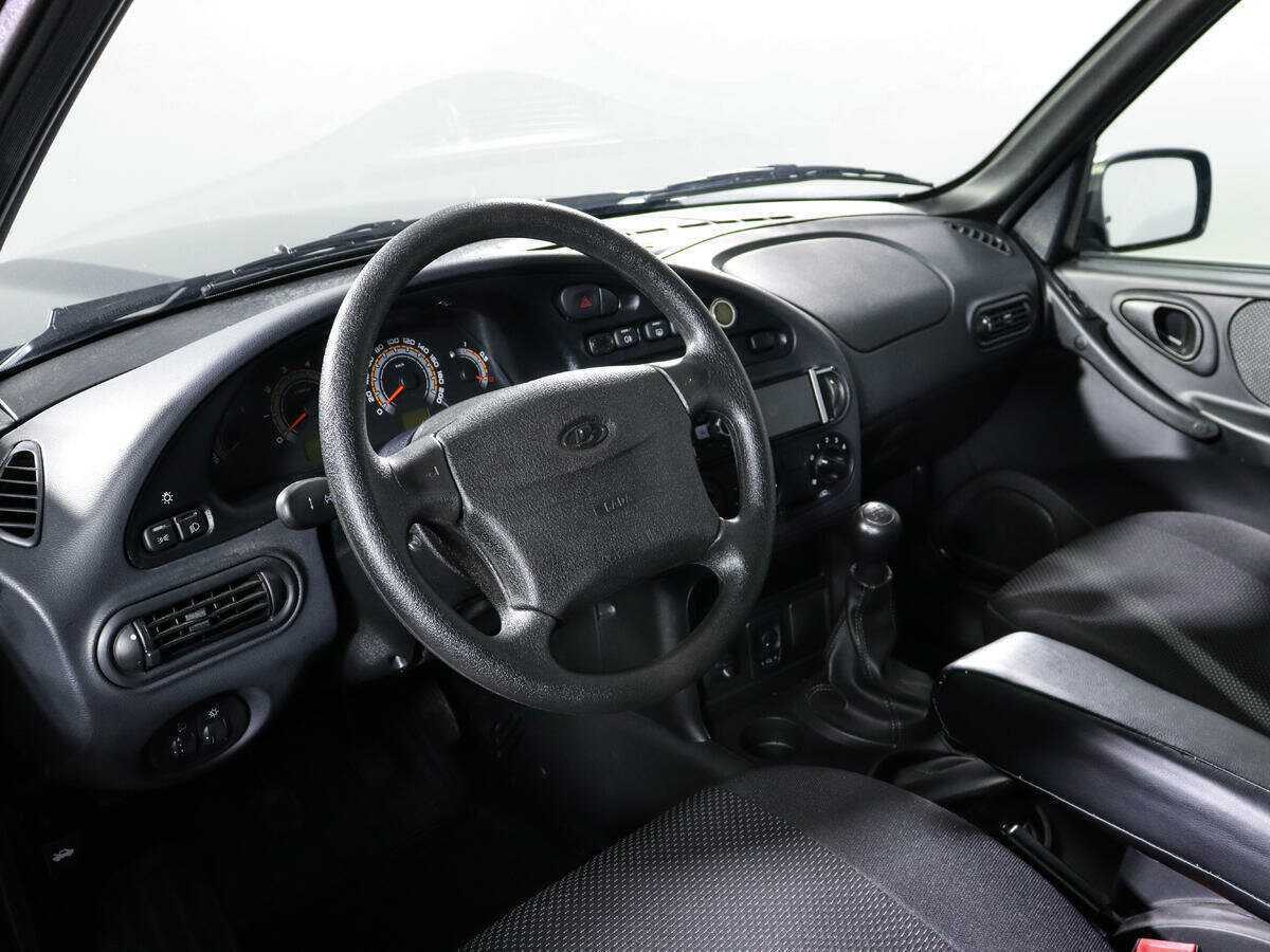 Lada (ВАЗ) Niva б/у, 2023, Механическая. Фото: #12