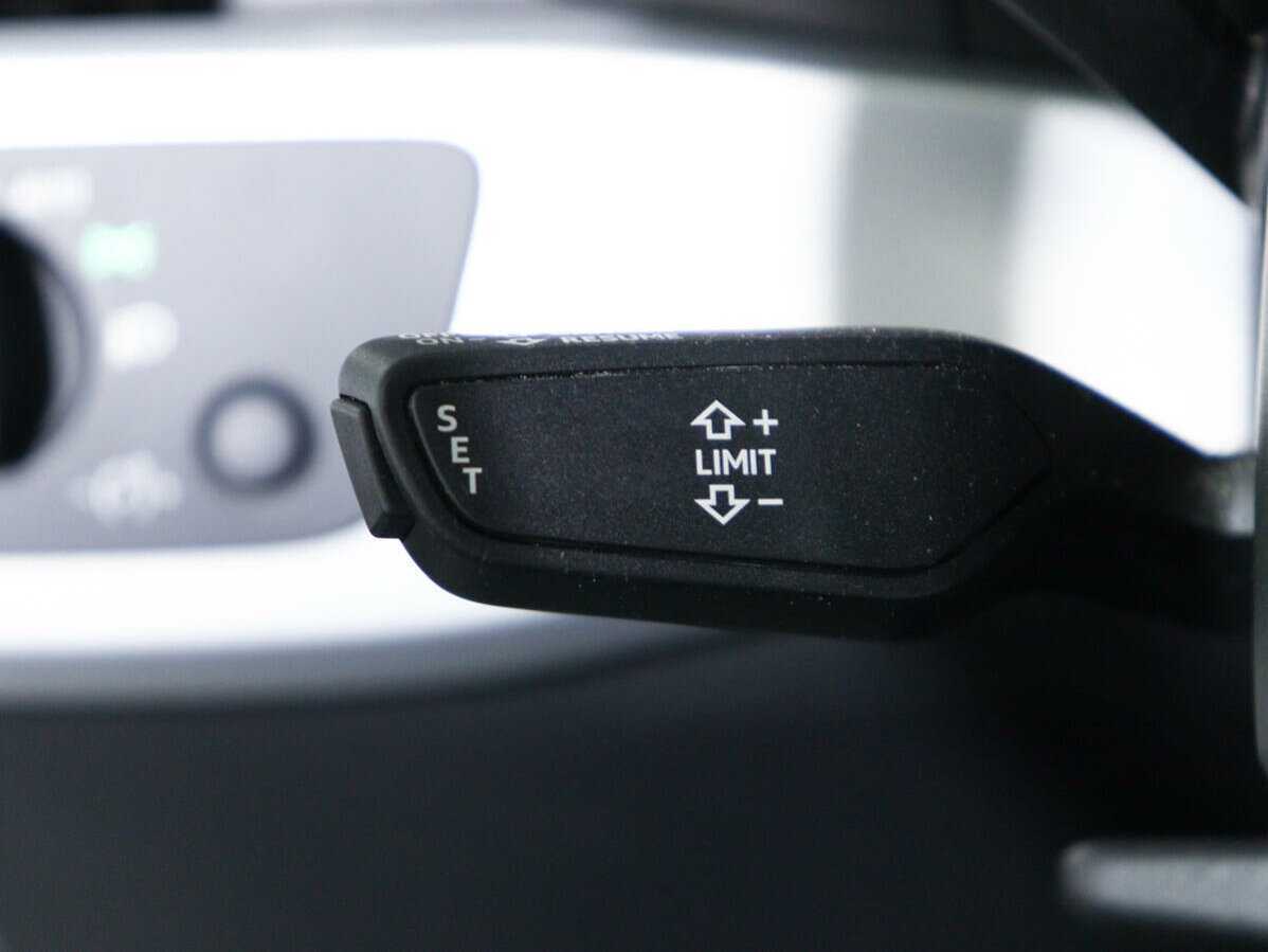 Ауди А4 б/у, 2016, Роботизированная. Фото: #19