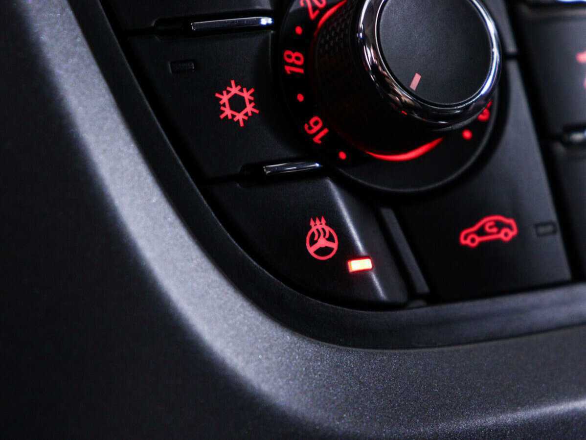 Опель Астра б/у, 2014, Автоматическая. Фото: #16