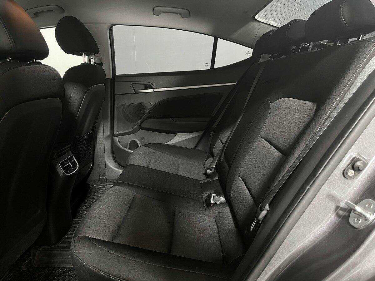 Hyundai Elantra б/у, 2018, Автоматическая. Фото: #9