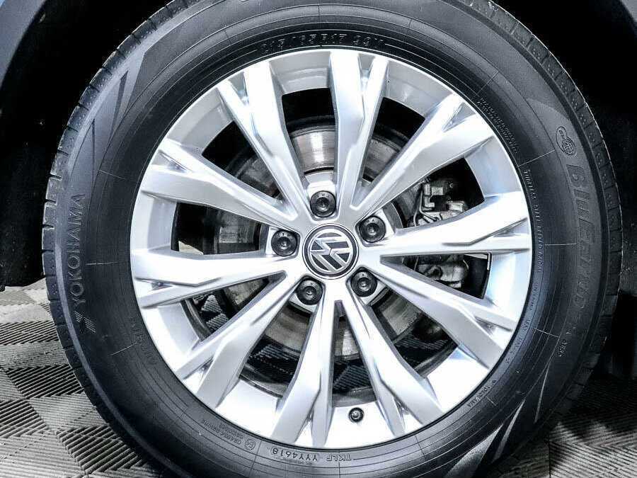 Volkswagen Tiguan б/у, 2018, Роботизированная. Фото: #13