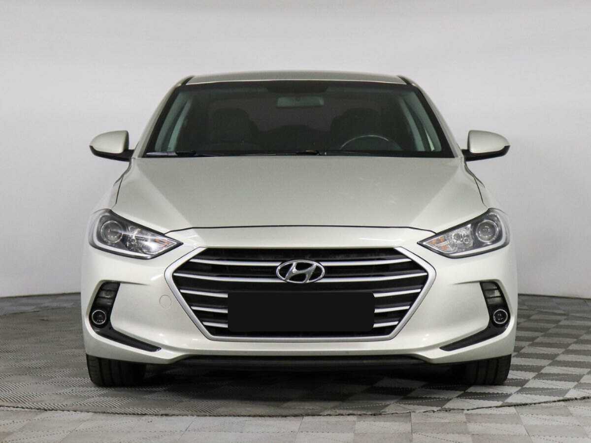 Hyundai Elantra б/у, 2017, Автоматическая. Фото: #1