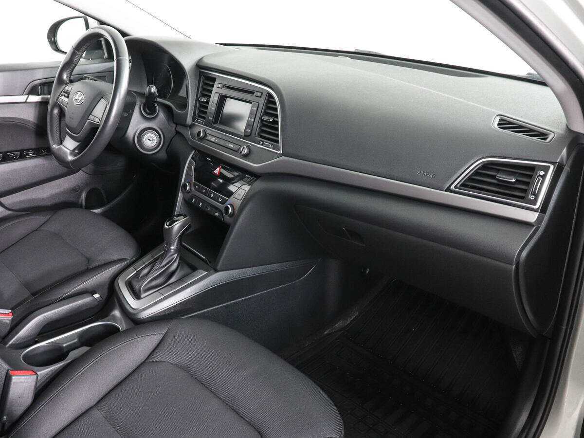 Hyundai Elantra б/у, 2017, Автоматическая. Фото: #9