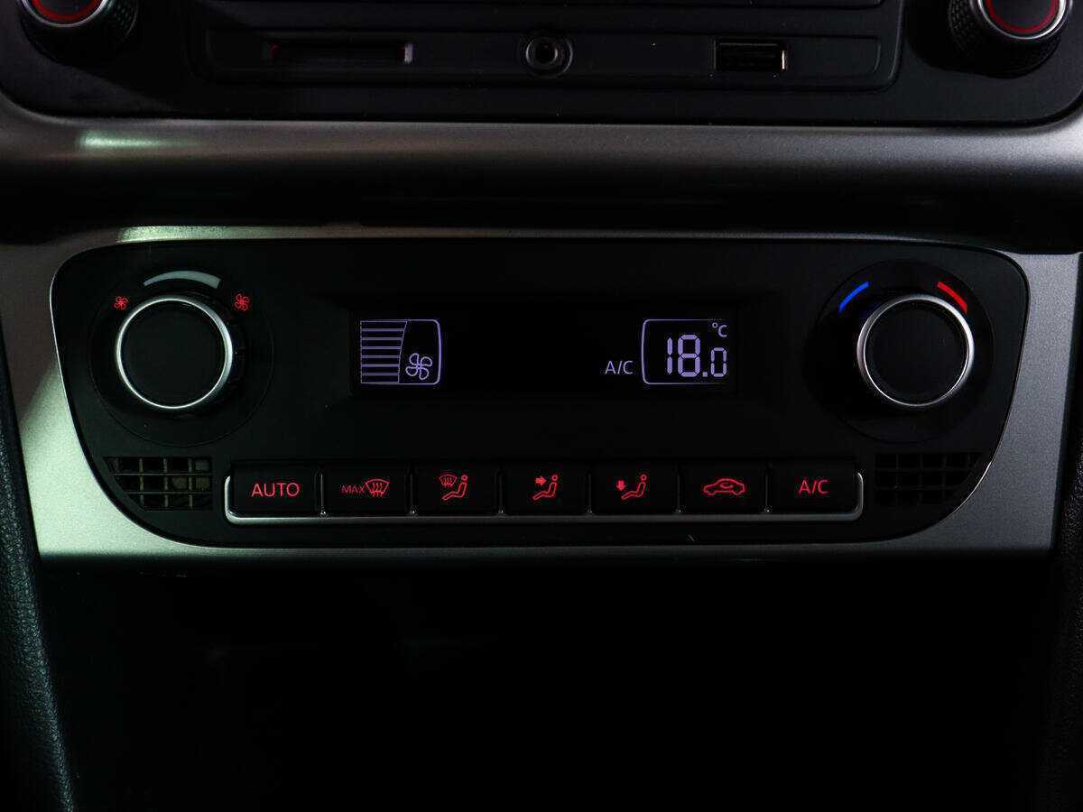 Фольксваген Поло б/у, 2017, Механическая. Фото: #16