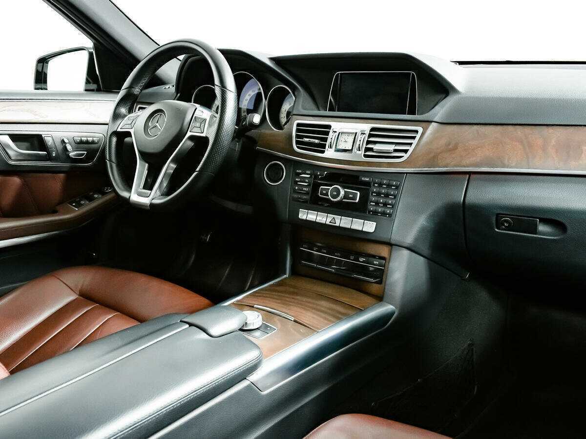 Мерседес-Бенц Е-Класс б/у, 2013, Автоматическая. Фото: #6