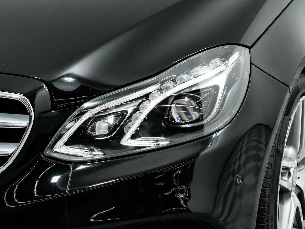 Мерседес-Бенц Е-Класс б/у, 2013, Автоматическая. Фото: #12