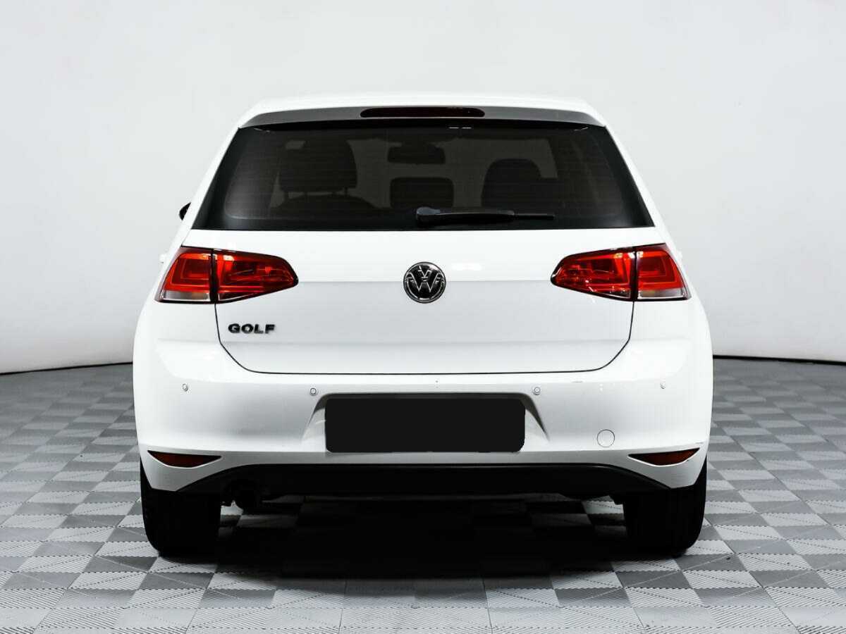 Volkswagen Golf б/у, 2015, Автоматическая. Фото: #5