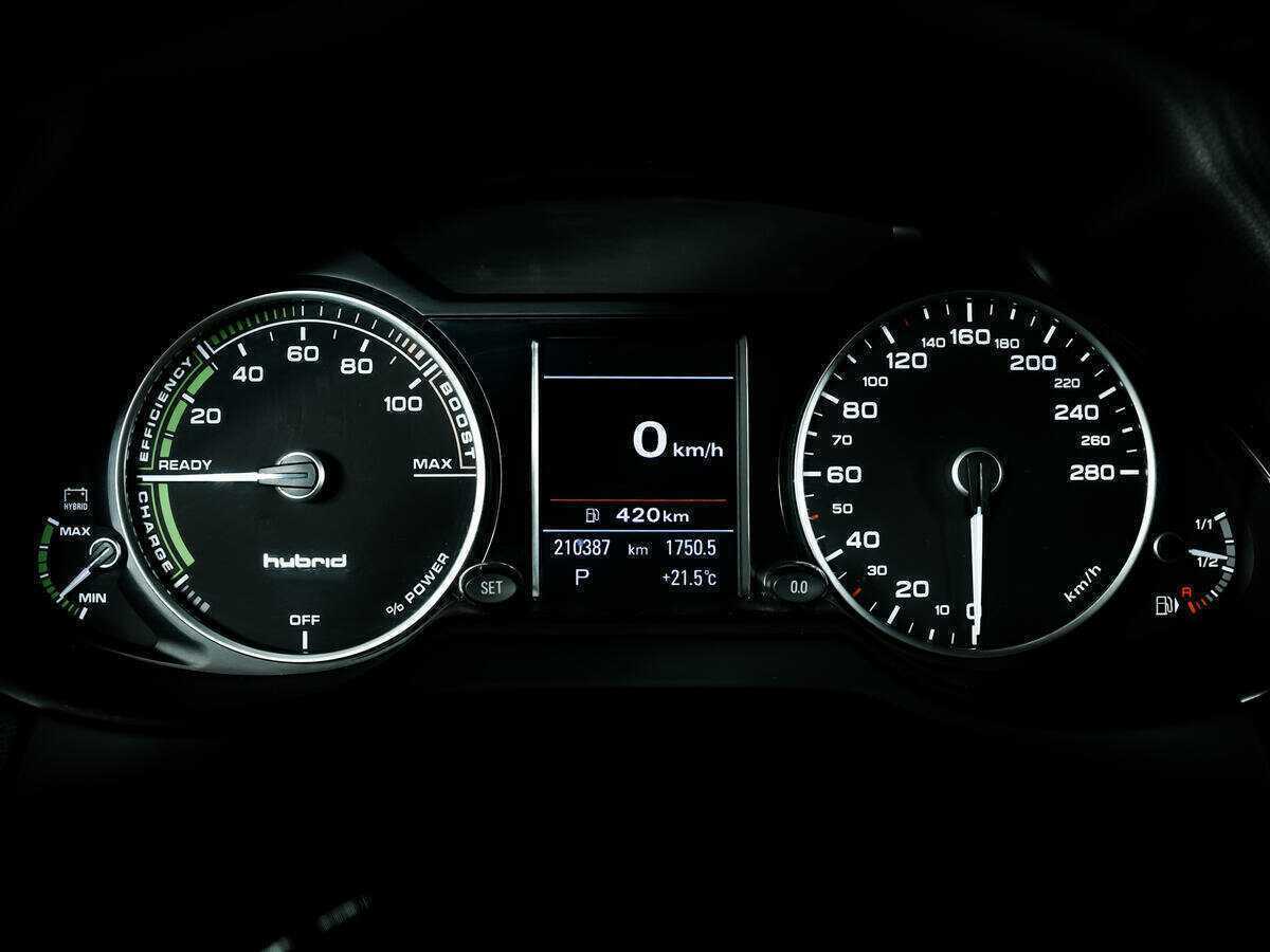 Ауди К5 б/у, 2012, Автоматическая. Фото: #9