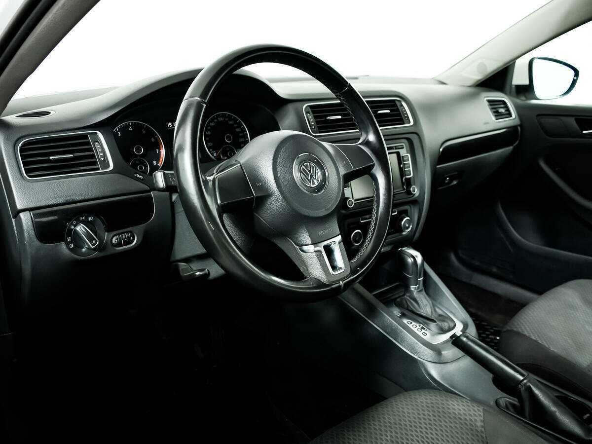 Volkswagen Jetta б/у, 2012, Роботизированная. Фото: #12